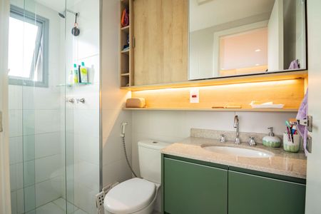 Apartamento à venda com 63m², 2 quartos e 1 vaga Apartamento à venda com 63m², 2 quartos e 1 vagaBanheiro Suíte