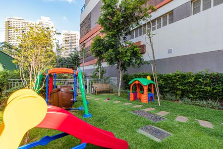 Apartamento à venda com 63m², 2 quartos e 1 vaga Apartamento à venda com 63m², 2 quartos e 1 vagaÁrea comum - Playground