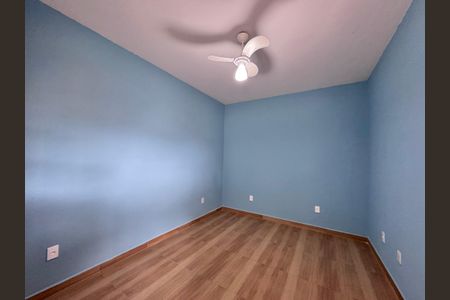 Casa de condomínio à venda com 250m², 4 quartos e 1 vagaSuíte 2