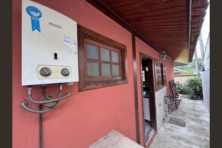 Casa de condomínio à venda com 250m², 4 quartos e 1 vagaÁrea de Serviço