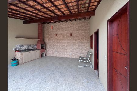 Casa de condomínio à venda com 250m², 4 quartos e 1 vagaÁrea externa