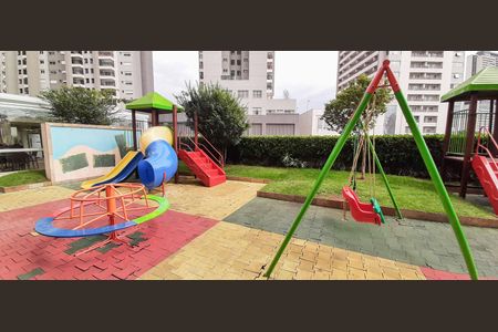 Apartamento para alugar com 67m², 2 quartos e 1 vagaÁrea comum - Playground