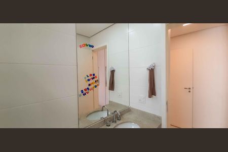 Apartamento para alugar com 67m², 2 quartos e 1 vagaBanheiro da Suíte