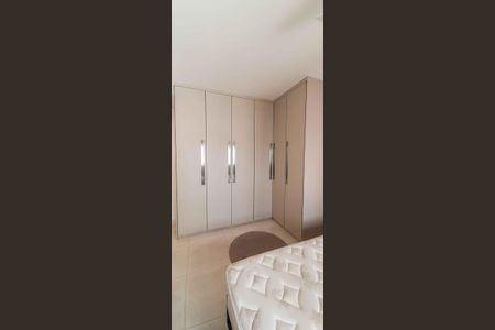 Apartamento para alugar com 67m², 2 quartos e 1 vagaSuíte