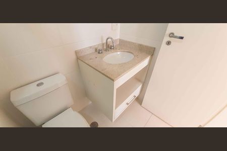 Apartamento para alugar com 67m², 2 quartos e 1 vagaBanheiro Social