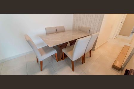 Apartamento para alugar com 67m², 2 quartos e 1 vagaSala