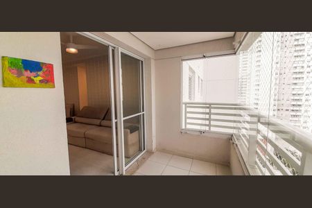 Apartamento para alugar com 67m², 2 quartos e 1 vagaSacada