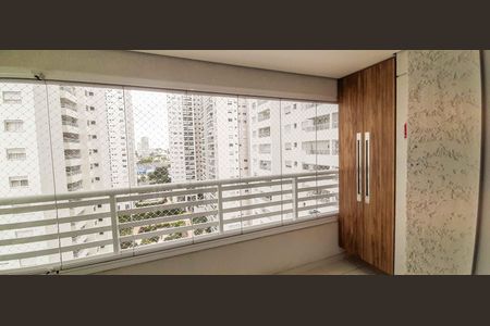 Apartamento para alugar com 67m², 2 quartos e 1 vagaSacada