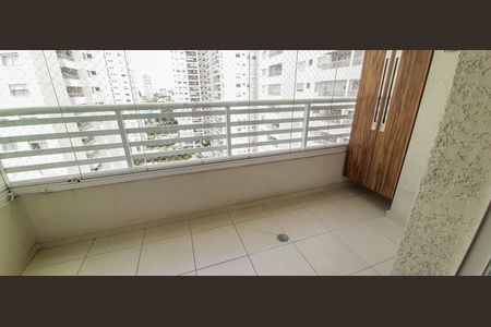 Apartamento para alugar com 67m², 2 quartos e 1 vagaSacada