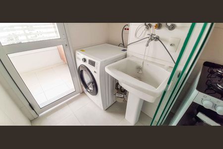 Apartamento para alugar com 67m², 2 quartos e 1 vagaÁrea de Serviço