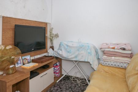 Casa à venda com 75m², 2 quartos e 4 vagasSala