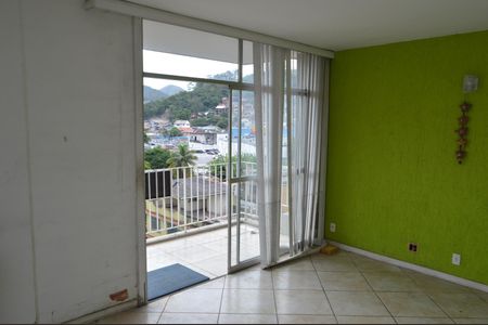 Apartamento à venda com 56m², 1 quarto e 1 vagaSala