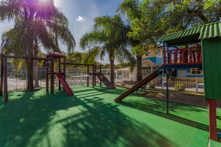 Casa de condomínio à venda com 76m², 2 quartos e 1 vaga Casa de condomínio à venda com 76m², 2 quartos e 1 vagaÁrea comum - Playground