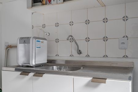 Casa de condomínio à venda com 76m², 2 quartos e 1 vaga Casa de condomínio à venda com 76m², 2 quartos e 1 vagaCozinha