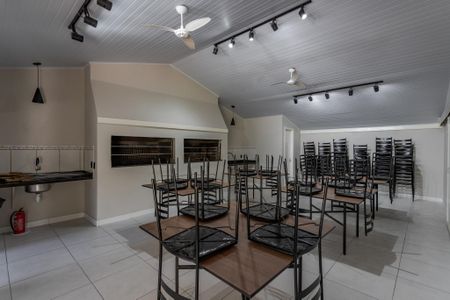 Casa de condomínio à venda com 76m², 2 quartos e 1 vaga Casa de condomínio à venda com 76m², 2 quartos e 1 vagaÁrea comum - Salão de festas