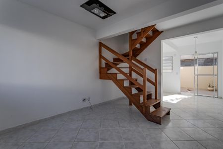 Casa de condomínio à venda com 76m², 2 quartos e 1 vaga Casa de condomínio à venda com 76m², 2 quartos e 1 vagaSala