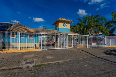 Casa de condomínio à venda com 76m², 2 quartos e 1 vaga Casa de condomínio à venda com 76m², 2 quartos e 1 vagaFachada