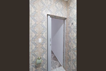 Casa de condomínio para alugar com 125m², 2 quartos e 1 vagaBanheiro da Suíte