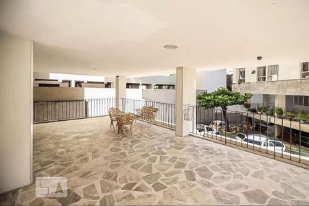 Apartamento à venda com 58m², 3 quartos e sem vagaÁrea comum