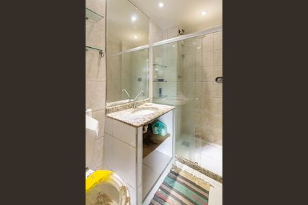 Apartamento à venda com 58m², 3 quartos e sem vagaBanheiro