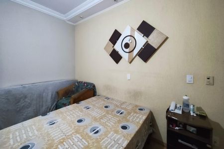 Casa à venda com 267m², 3 quartos e 3 vagasQuarto Suíte