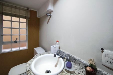 Casa à venda com 267m², 3 quartos e 3 vagasLavabo