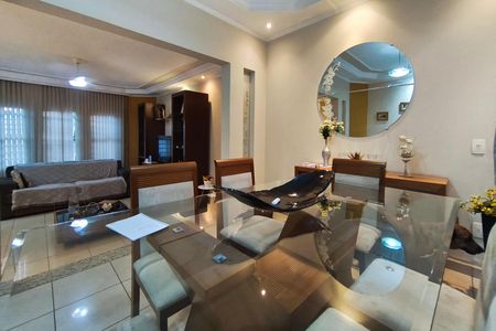 Casa à venda com 267m², 3 quartos e 3 vagasSala de Jantar