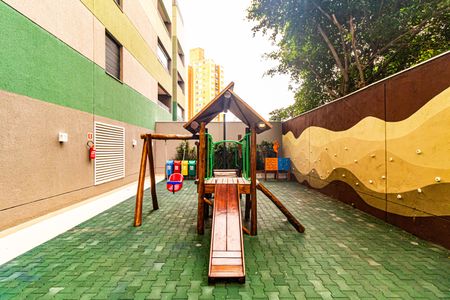 Apartamento à venda com 40m², 2 quartos e sem vaga Apartamento à venda com 40m², 2 quartos e sem vagaÁrea comum - Playground