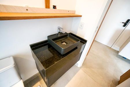 Studio à venda com 33m², 1 quarto e sem vaga Studio à venda com 33m², 1 quarto e sem vagaBanheiro