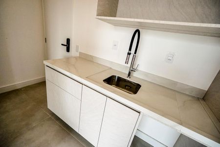 Studio à venda com 33m², 1 quarto e sem vaga Studio à venda com 33m², 1 quarto e sem vagaCozinha