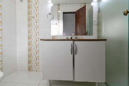 Apartamento para alugar com 149m², 4 quartos e 2 vagasBanheiro social