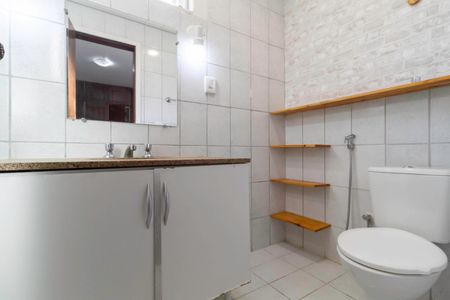 Apartamento para alugar com 149m², 4 quartos e 2 vagasBanheiro da suíte