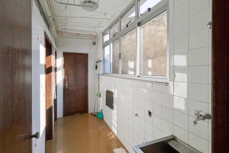 Apartamento para alugar com 149m², 4 quartos e 2 vagasÁrea de serviço