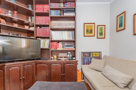 Apartamento à venda com 240m², 3 quartos e 3 vagasSala de TV