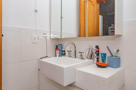 Apartamento à venda com 240m², 3 quartos e 3 vagasBanheiro da Suíte 2