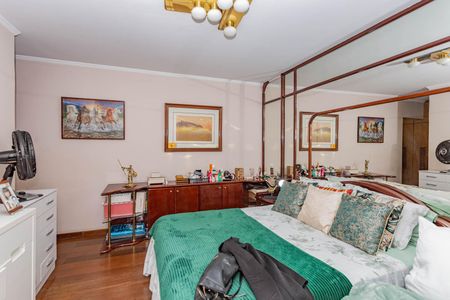 Apartamento à venda com 240m², 3 quartos e 3 vagasSuíte 1