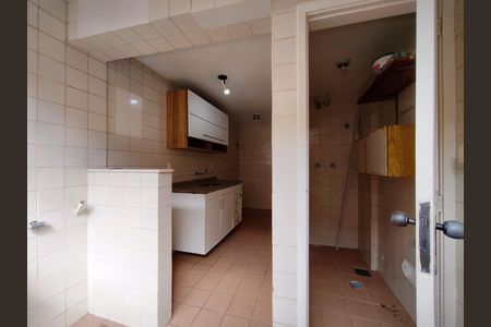 Apartamento à venda com 58m², 2 quartos e 1 vagaÁrea de Serviço