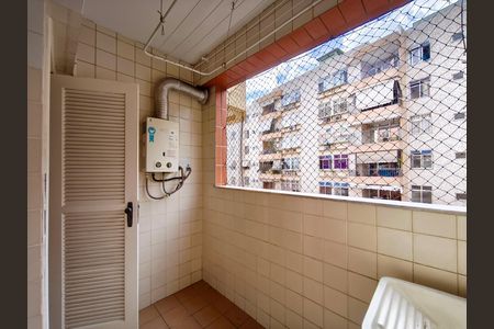 Apartamento à venda com 58m², 2 quartos e 1 vagaÁrea de Serviço