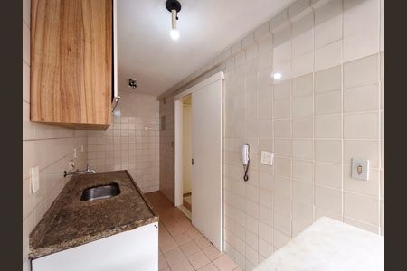 Apartamento à venda com 58m², 2 quartos e 1 vagaCozinha
