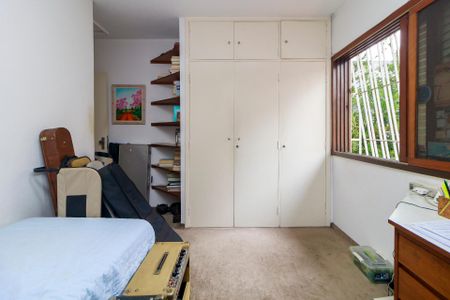 Casa à venda com 158m², 3 quartos e 2 vagasQuarto 2