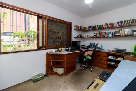 Casa à venda com 158m², 3 quartos e 2 vagasQuarto 2