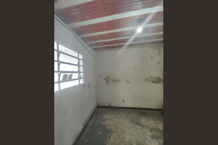 Casa à venda com 360m², 2 quartos e 1 vagaQuarto de Serviço