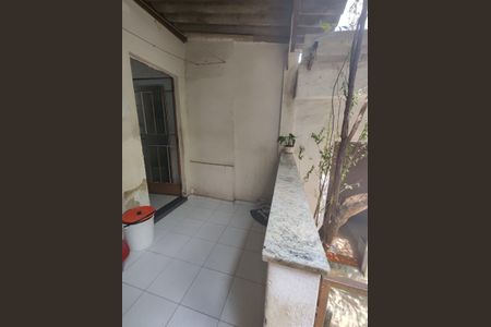 Casa à venda com 360m², 2 quartos e 1 vagaVaranda