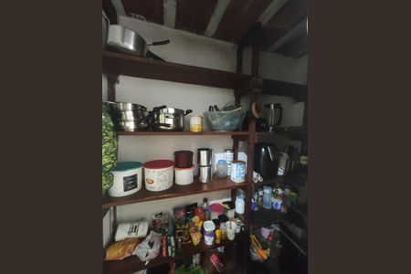 Casa à venda com 360m², 2 quartos e 1 vagaDespensa