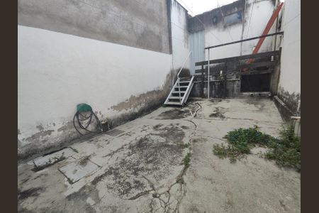 Casa à venda com 360m², 2 quartos e 1 vagaÁrea externa