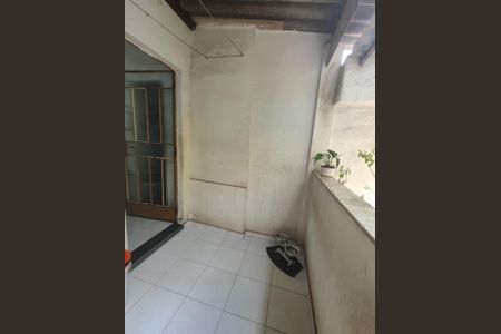 Casa à venda com 360m², 2 quartos e 1 vagaVaranda