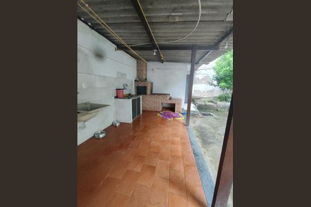 Casa à venda com 360m², 2 quartos e 1 vagaÁrea externa