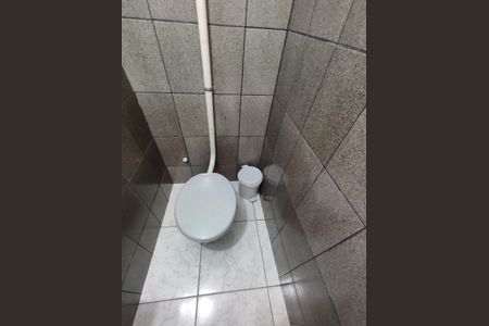 Casa à venda com 360m², 2 quartos e 1 vagaBanheiro de Serviço 2