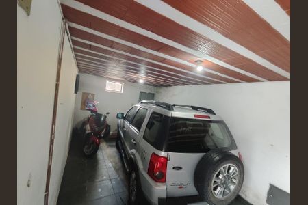 Casa à venda com 360m², 2 quartos e 1 vagaGaragem