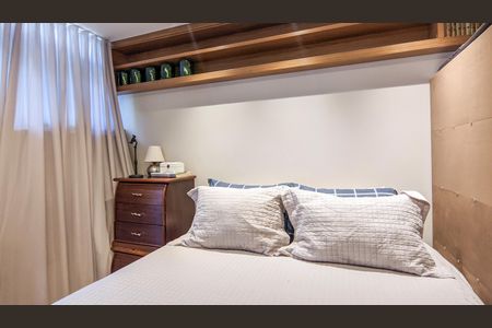 Apartamento à venda com 140m², 2 quartos e 2 vagasQuarto